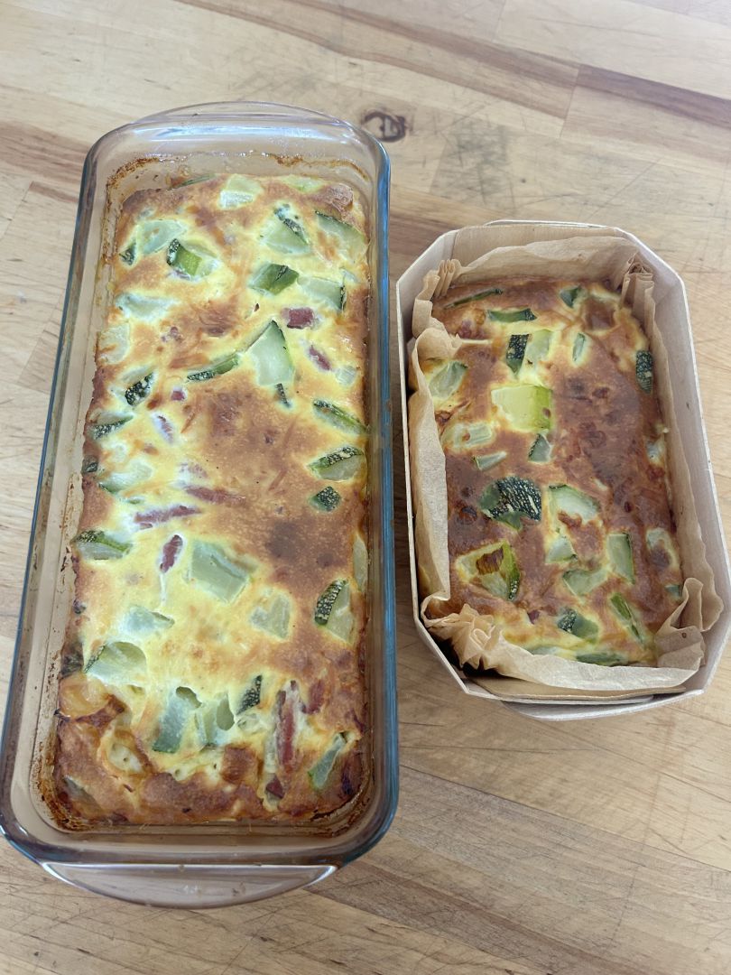 Recette 🍮 Flan de courgettes au 🥓 bacon et au chèvre sur Tous à vos cocottes .