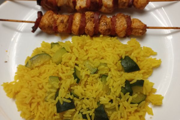 Recette Brochettes poulet chorizo riz safrané 1 courgette COMBI NINJA