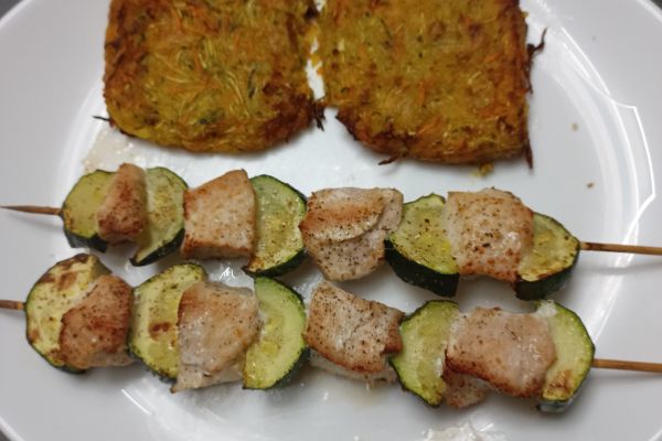 Brochette de poulet et courgette au COMBI NINJA