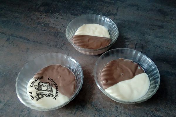 crème arlequin vanille et cacao (réalisée au thermomix)