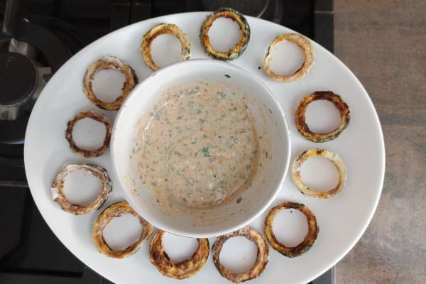 Anneaux de courgettes sauce au yaourt (combi ninja)