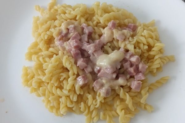 Recette Pates au jambon sauce Maroilles