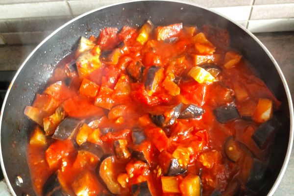 Recette Mijoté d'aubergines et tomates 
