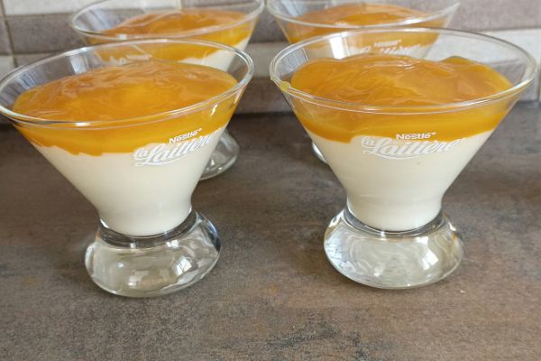 Recette Crème vanille et son coulis mangue passion