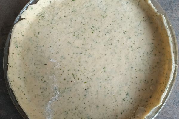 Pâte brisée aux herbes (pour recette salée)