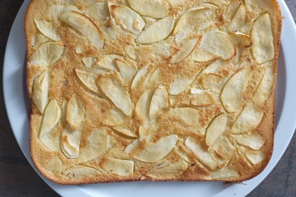 Recette GATEAU invisible aux pommes 