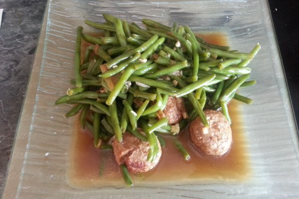 Recette Haricots verts & boulettes de viande 