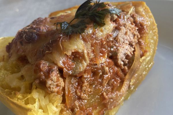 Courges spaghettis farcis au boeuf champignons sauce provençale