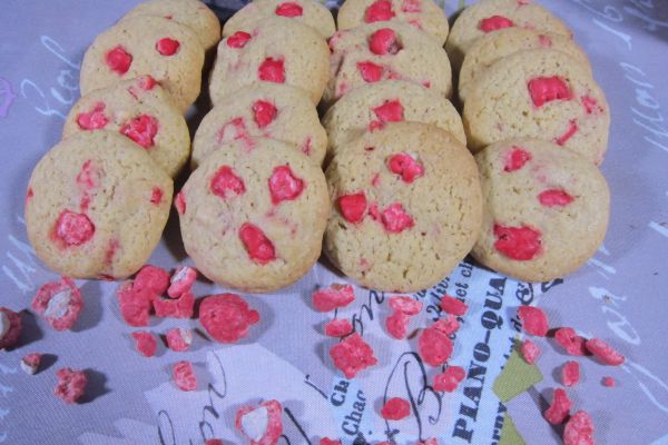 Recette Cookies aux pralines roses