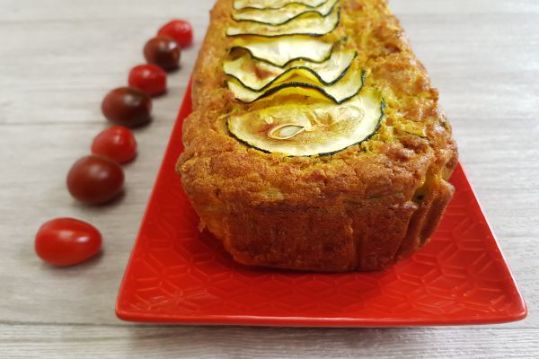 Recette Cake salé courgette, oignon et jambon