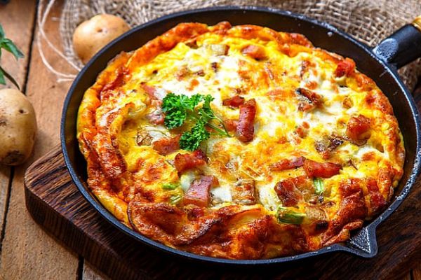 Recette Omelette savoyarade au reblochon et petits lardons