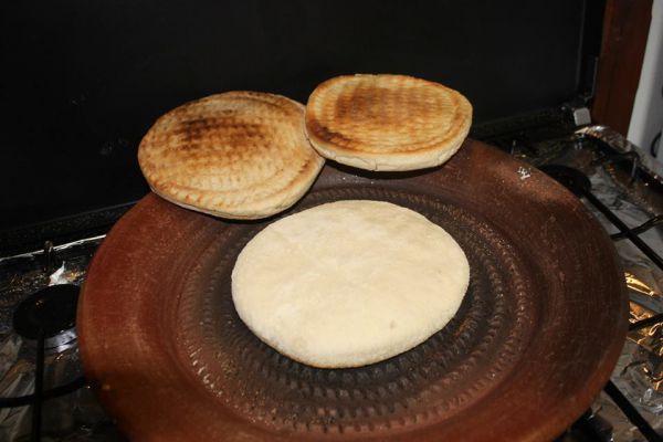 Recette Pain algérien cuit dans un tajine en terre cuite