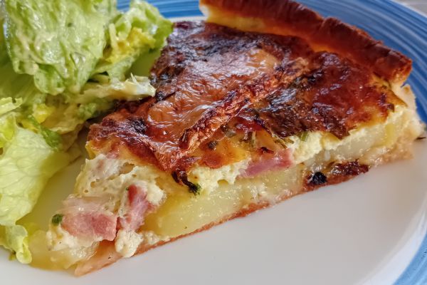 Recette TARTE AUX LARDON ET À LA CANCOILLOTTE