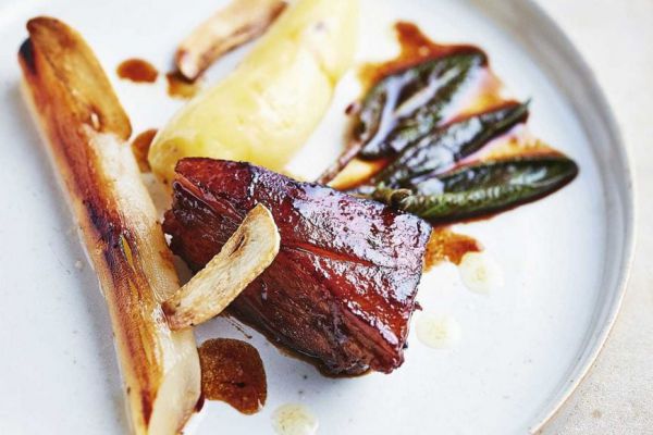 Recette  Salsifis et pommes rattes fumées au bois de hêtre, poitrine d