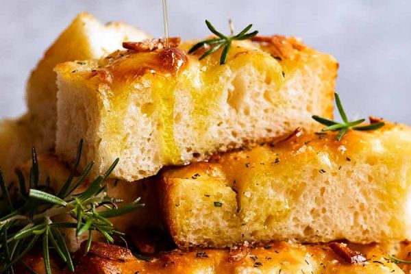 Recette Focaccia inratable de Denny Imbroisi