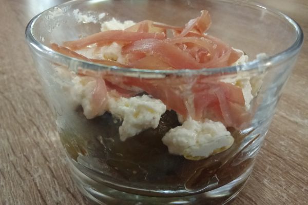 verrine figues, jambon cru, ricotta. par Cricri