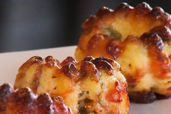 Recette Cannelés bacon cheddar