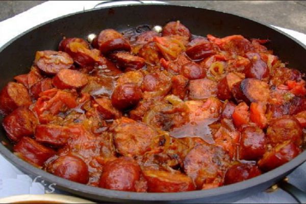 Recette Rougail saucisses de La Réunion
