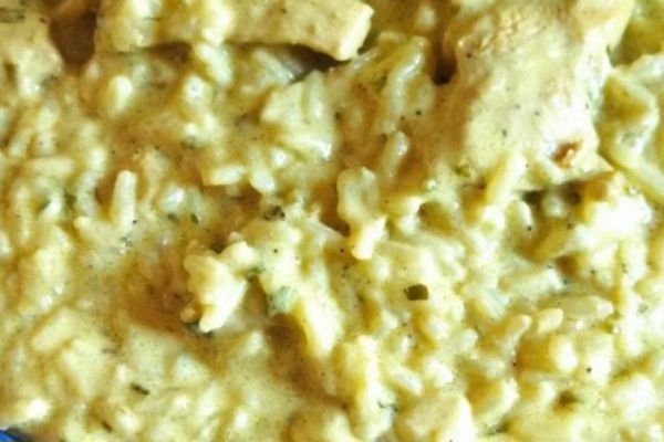 Recette Aiguillettes de poulet au curry et au riz