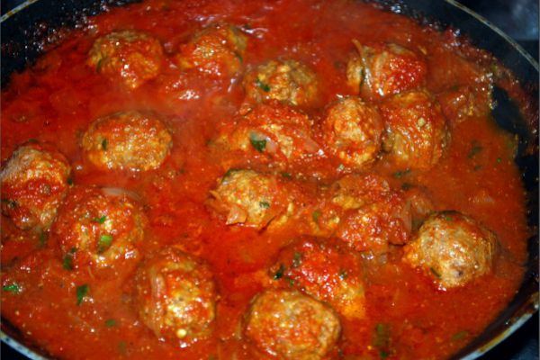 Recette BOULETTES SAUCE TOMATE COOKEO