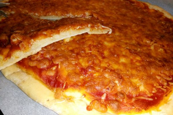 Recette Pizza maison avec pâte à pizza express